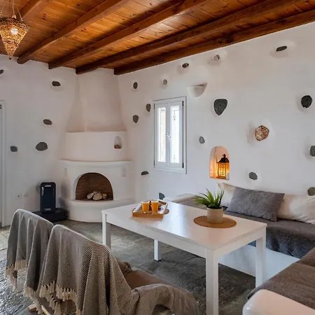 Alenia Paros فيلة *