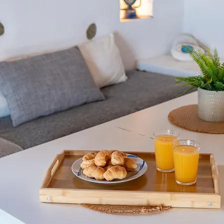 Villa Alenia Paros Alikí