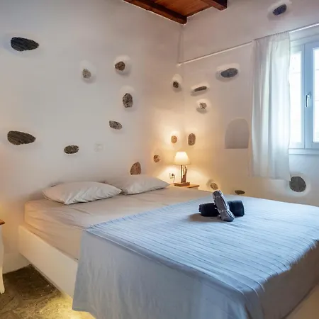 Alenia Paros Villa *